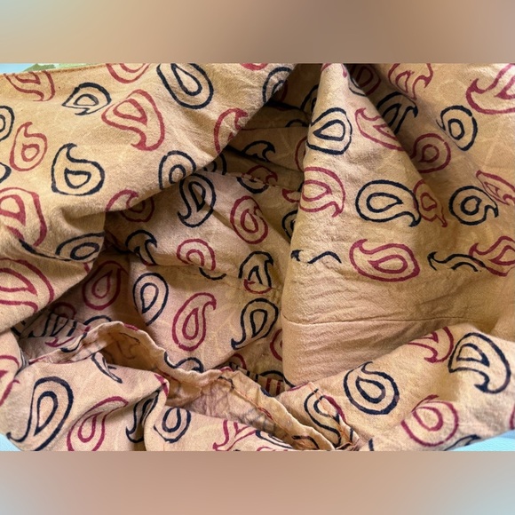 Funky Boho 100% Cotton Crossbody Bag With Outer Pocket Size 16 1/2” x 14” x 5” - Picture 7 of 8